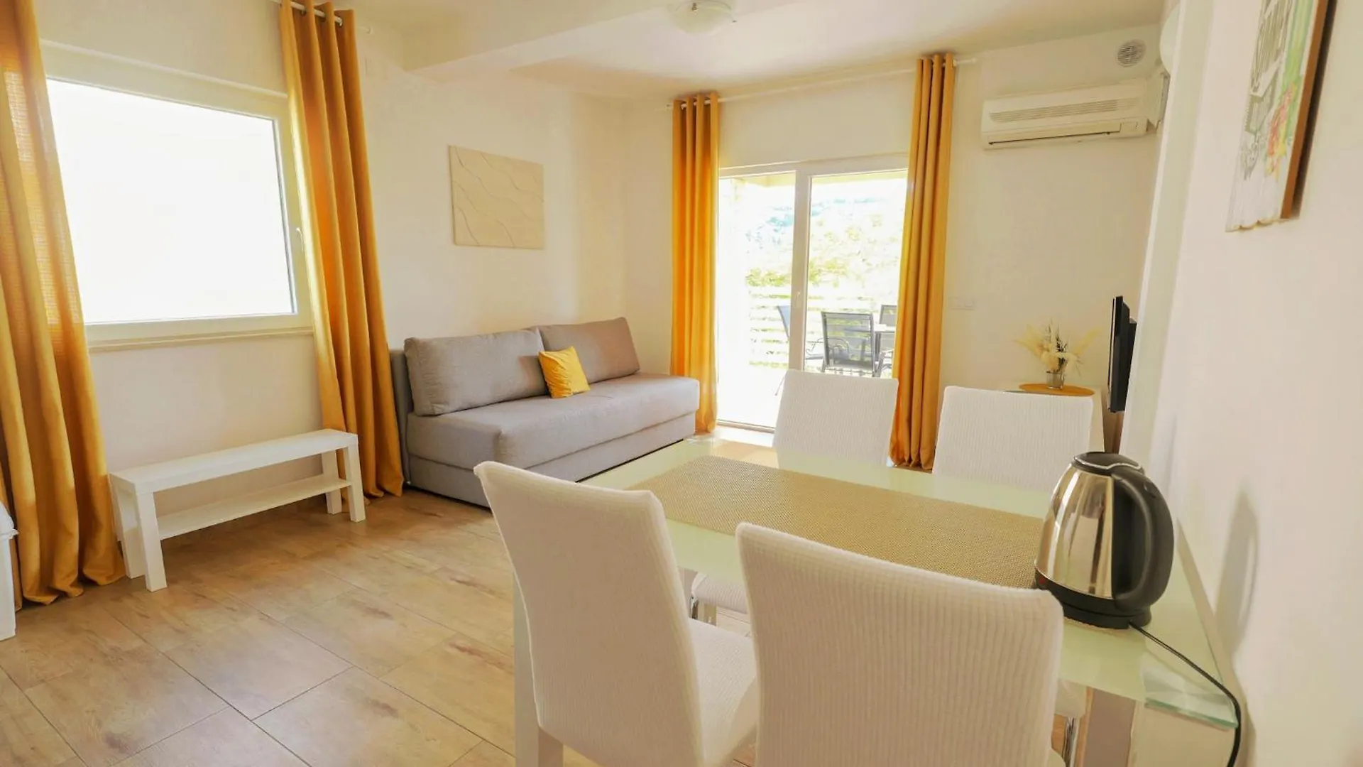 Apartments Chilla *** Lopar Chorvatsko