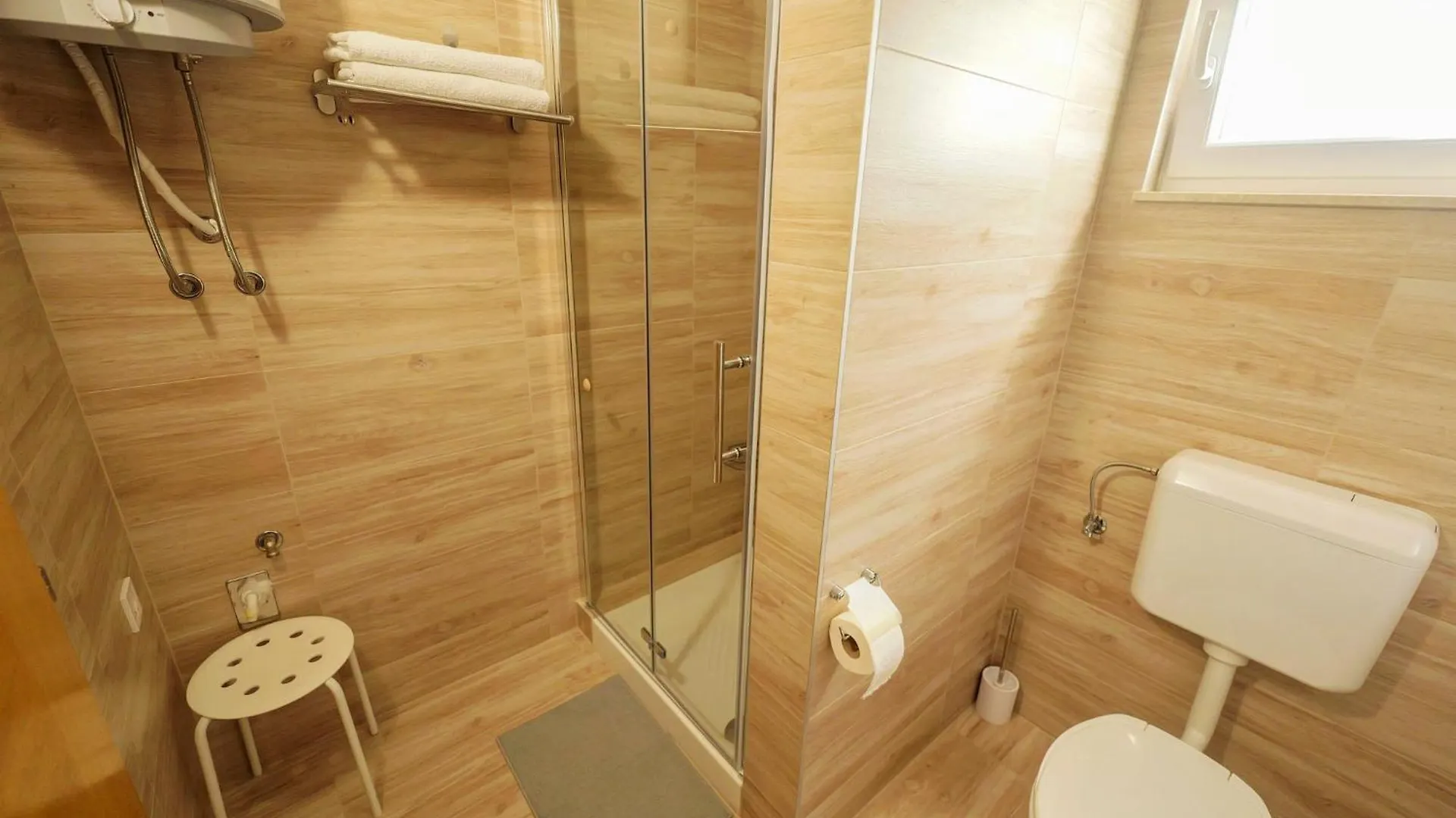 Apartments Chilla *** Lopar Hırvatistan